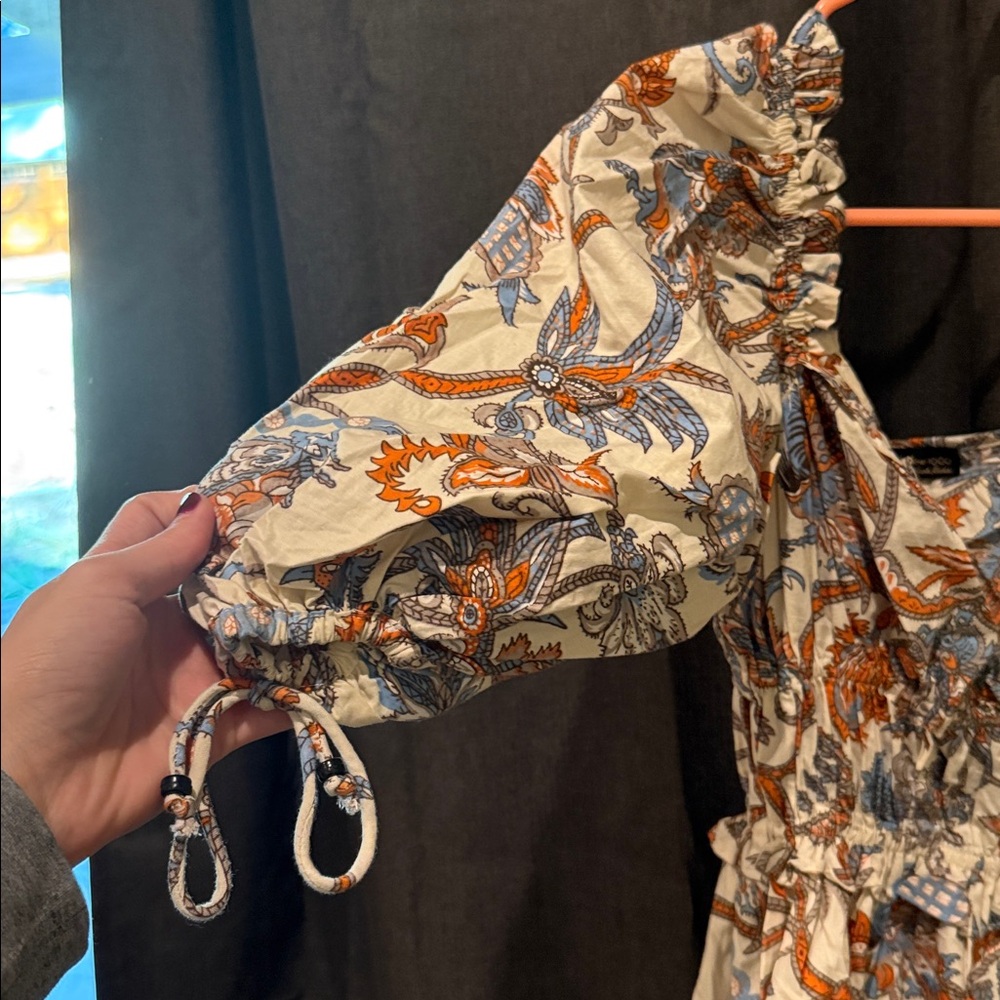 House of Harlow 1960 Floral Patterned Top - Picture 2 of 5
